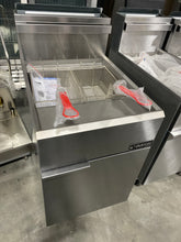 Duker’s 70 pound Fryer Natural Gas (Propane available also)
