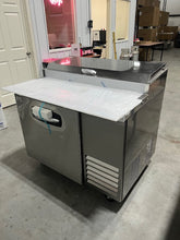 Seoulaire 44" Refrigerated Pizza Prep Station