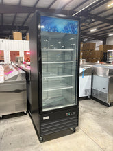 CES Single Door Glass Merchandiser