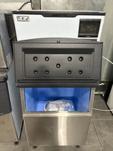 CES 500lb/day ice machine