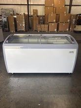 CES 60" Slide Top Freezer