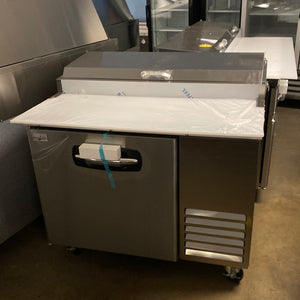 Seoulaire 44" Refrigerated Pizza Prep Station